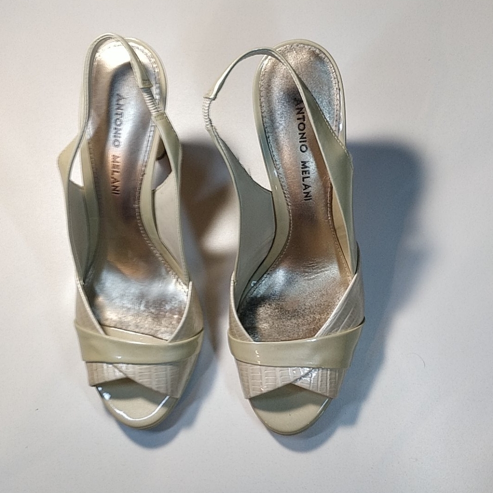 Antonio Melanie Ivory leather Heels Sz 7 &  7.5M